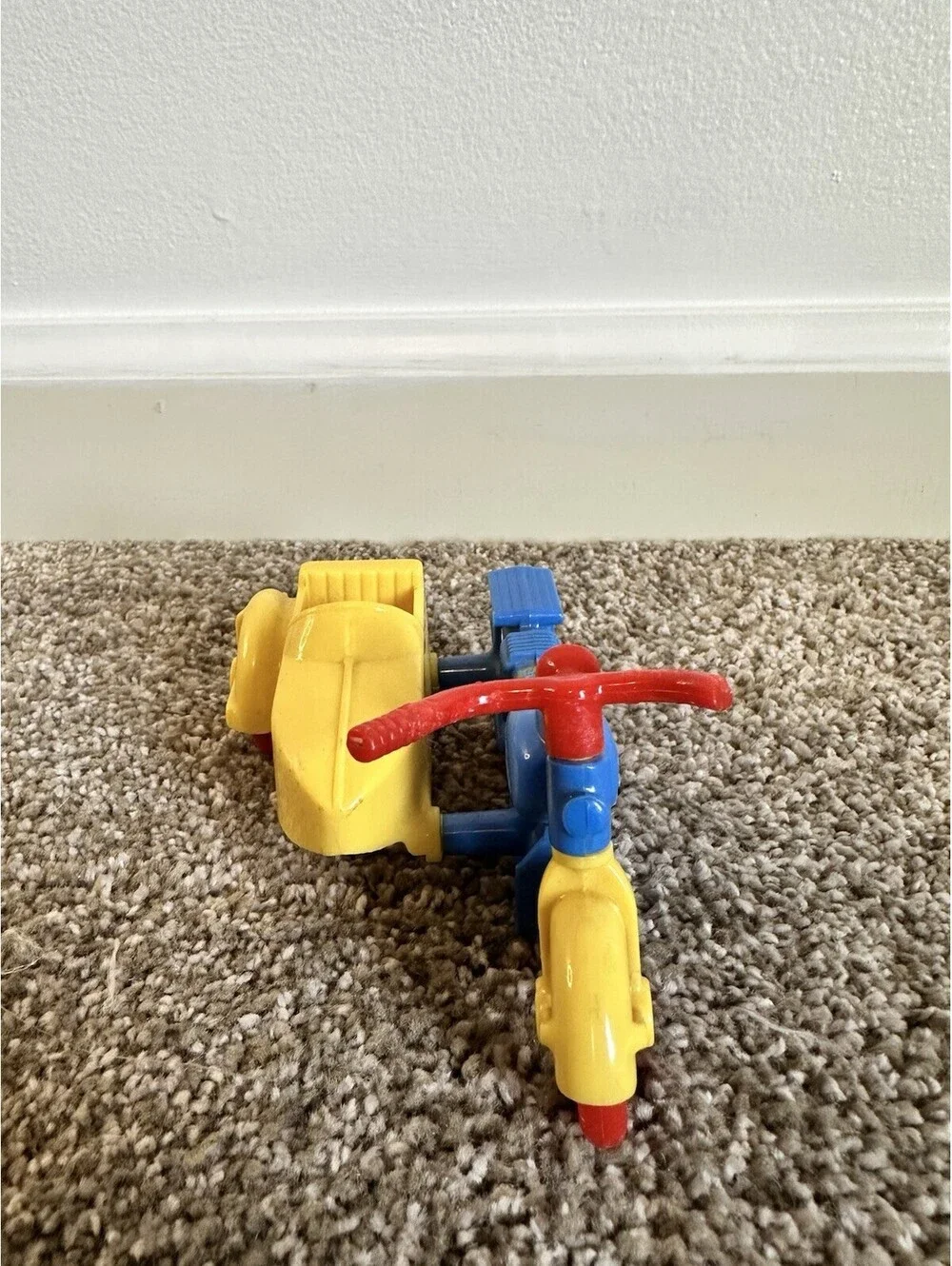 Vintage Renwal Products #23 Toy Motorcycle Sidecar Yellow Red Blue USA C1950s